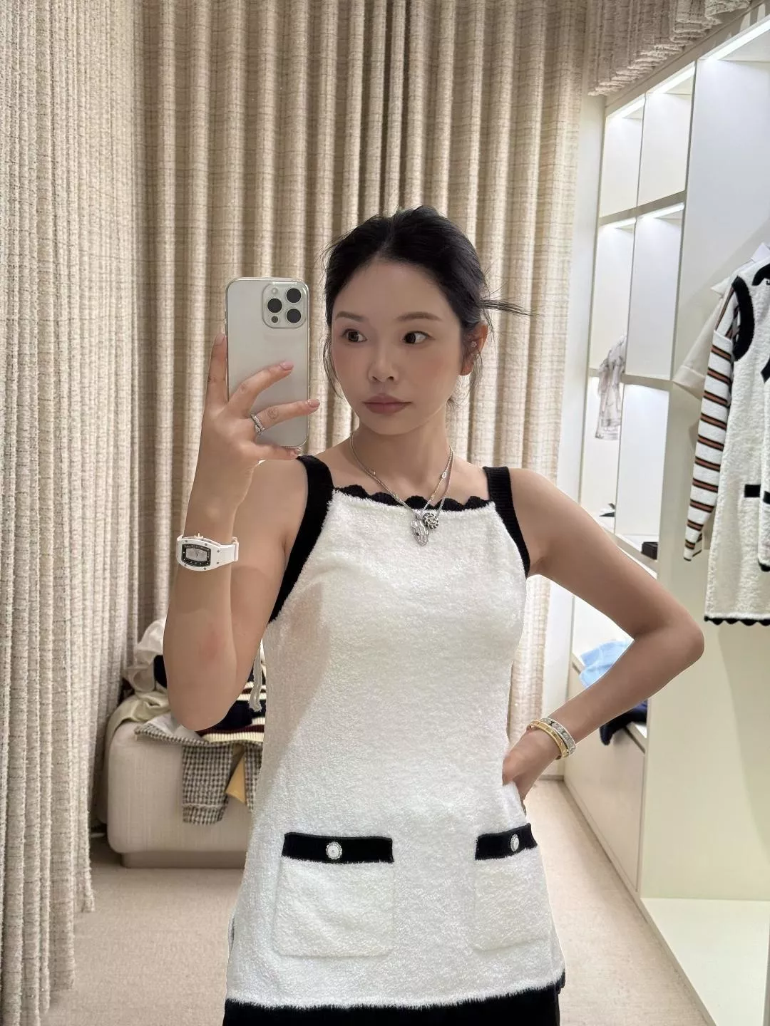 샤넬 블랙 원형 참 체인 목걸이 상세 이미지 7
