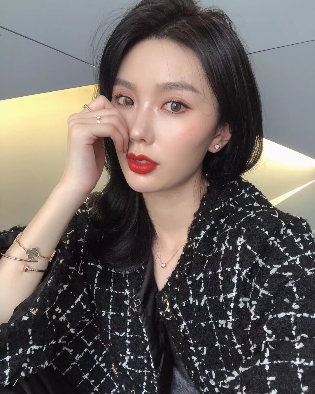 까르띠에 불혼 모티브 펜던트 목걸이 상세 이미지 16