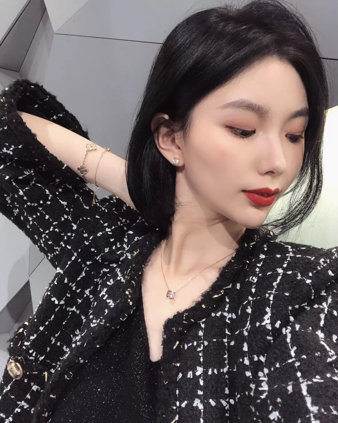까르띠에 불혼 모티브 펜던트 목걸이 상세 이미지 17