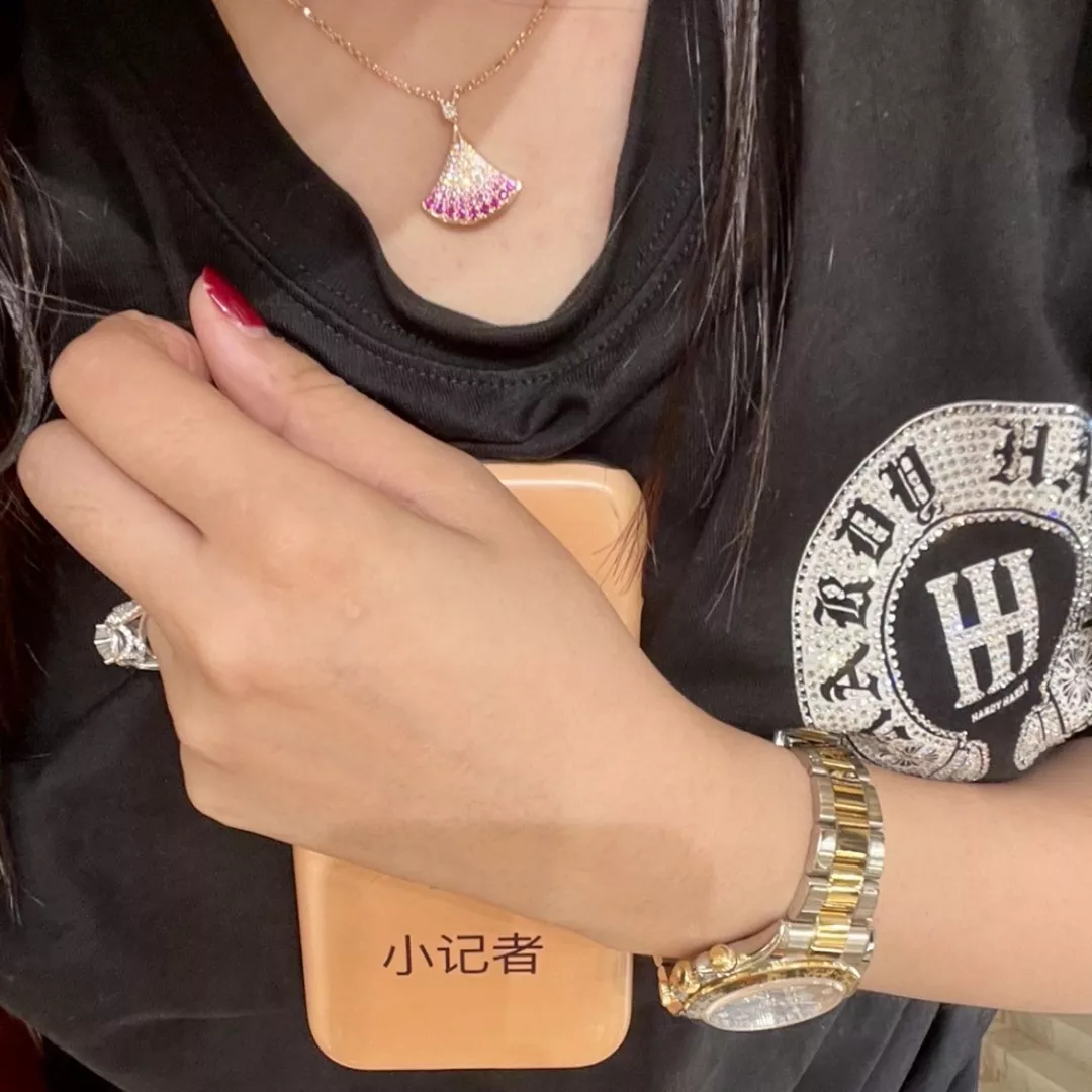 불가리 디바스 드림 팬 모티프 목걸이 상세 이미지 9
