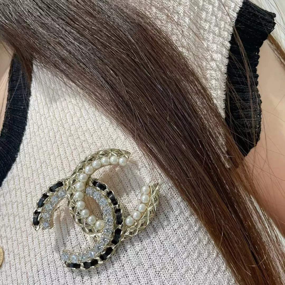 샤넬 퀼팅 더블씨 진주 크리스탈 브로치 상세 이미지 9