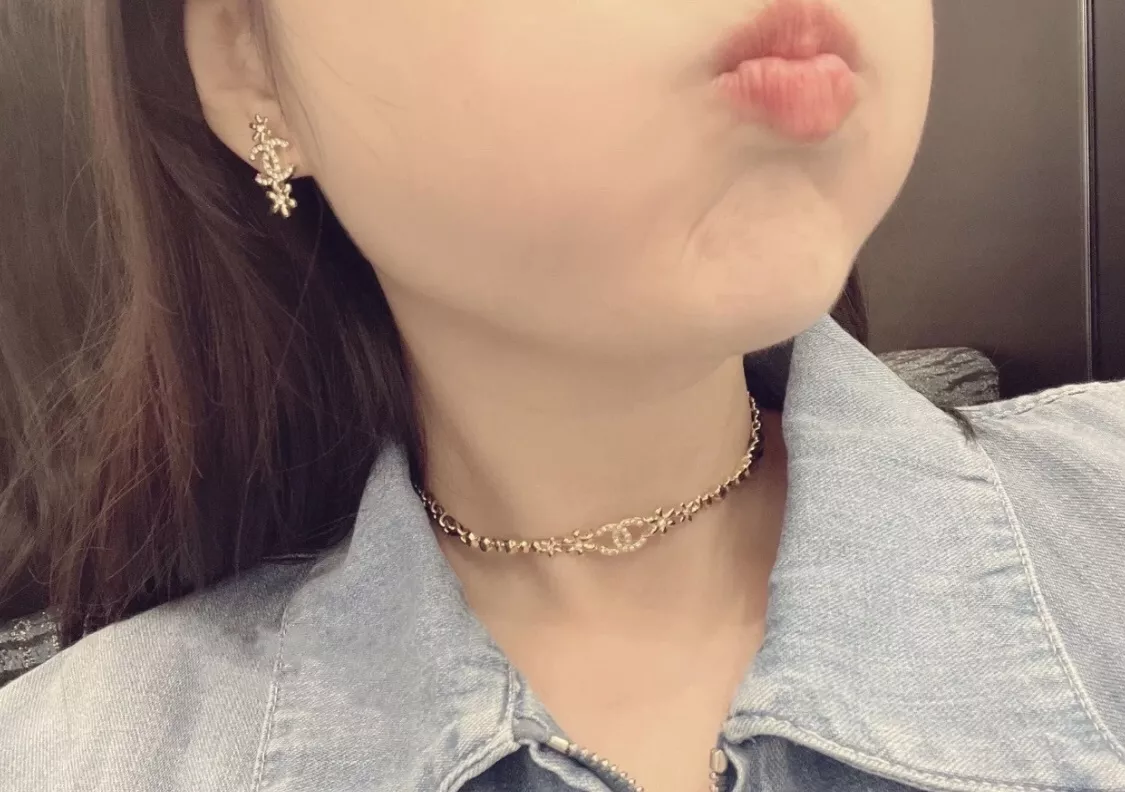샤넬 골드 플라워 더블C 큐빅 귀걸이 상세 이미지 5