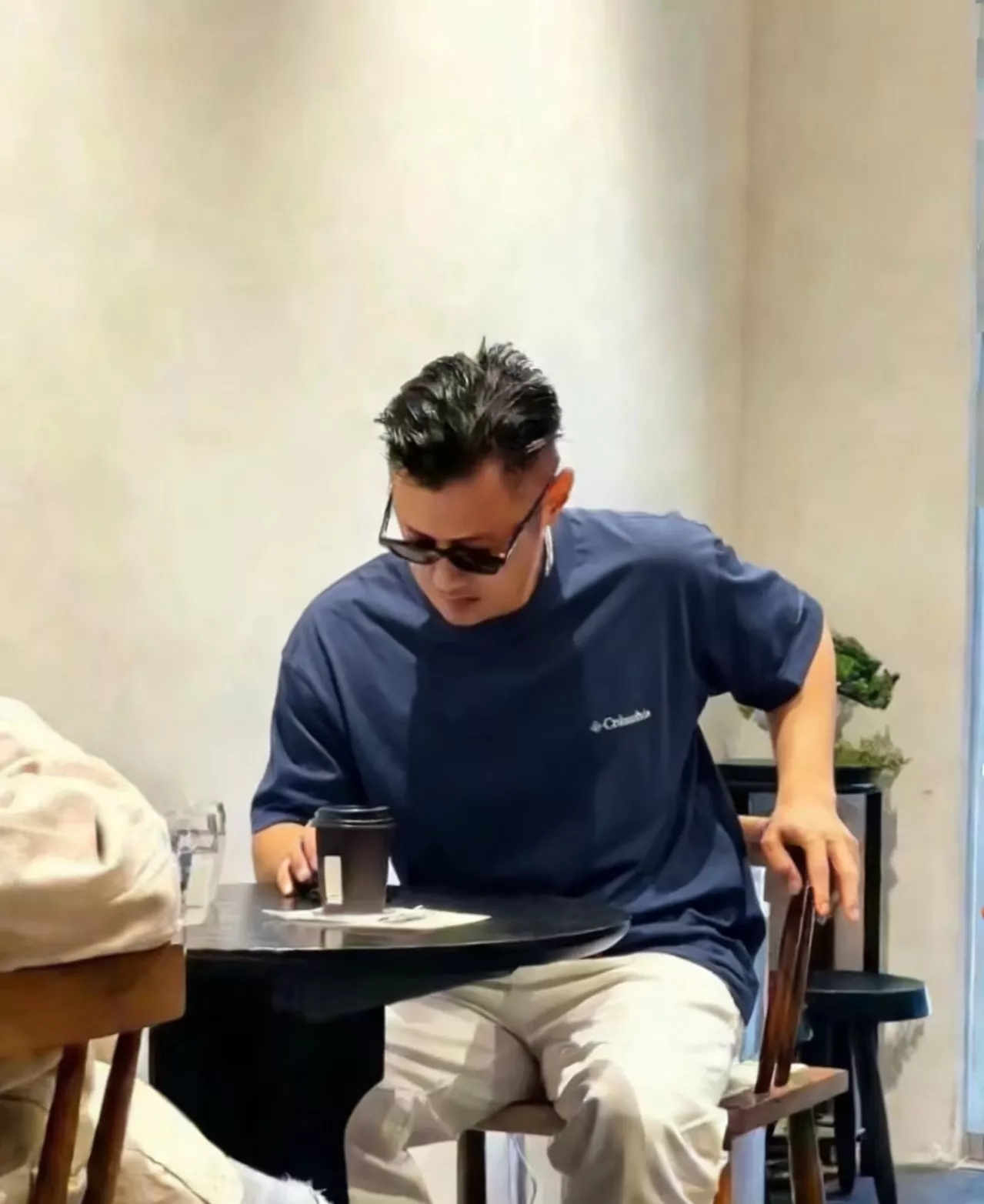 컬럼비아 아웃도어 프린트 반소매 티셔츠 상세 이미지 39