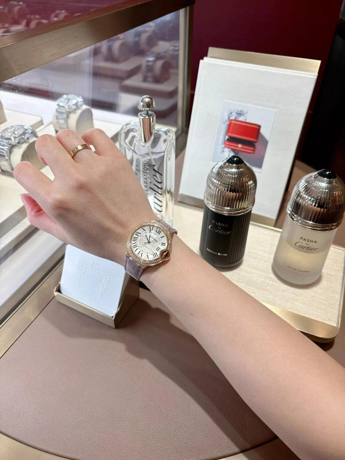 까르띠에 블루벌룬 퍼플 다이얼 스트랩 시계 상세 이미지 21