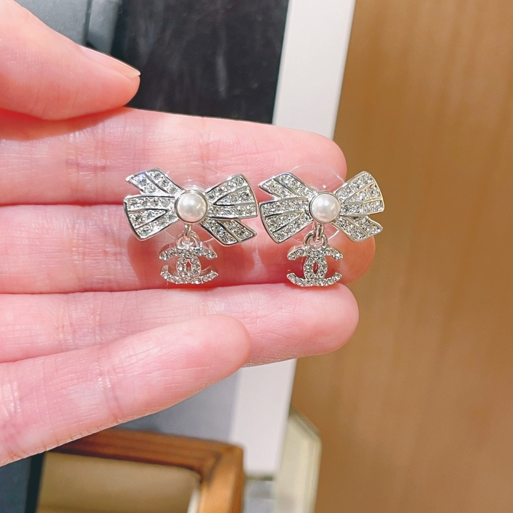 샤넬 리본 진주 큐빅 이어링