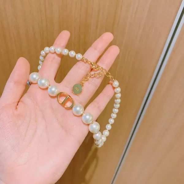 디올 진주 체인 목걸이