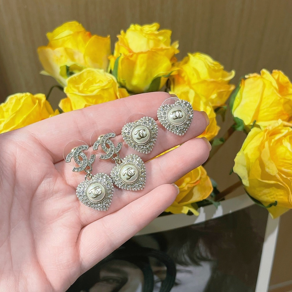 샤넬 더블씨 하트 진주 이어링