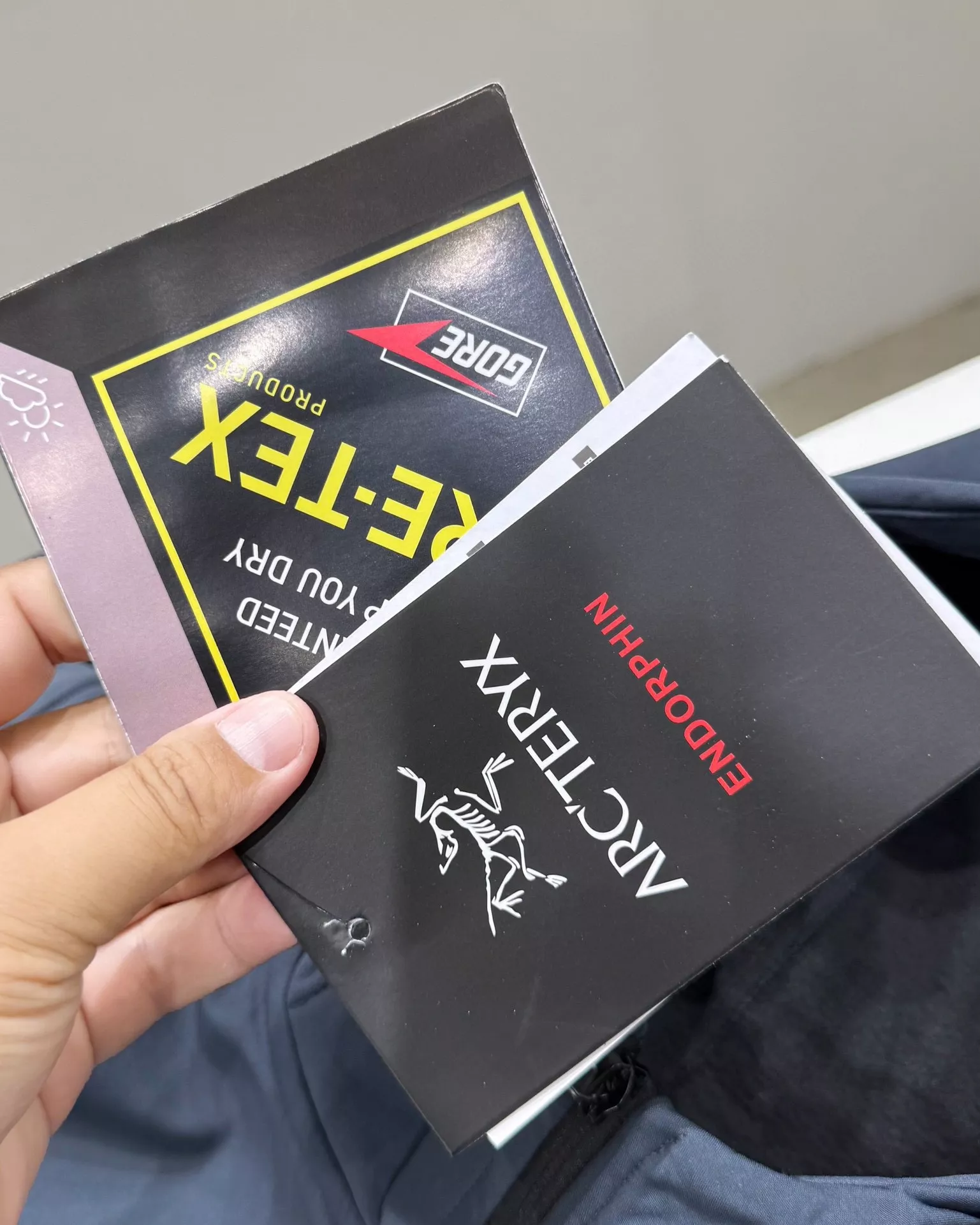 아크테릭스 기모 소프트쉘 후드 아웃도어 재킷 상세 이미지 16