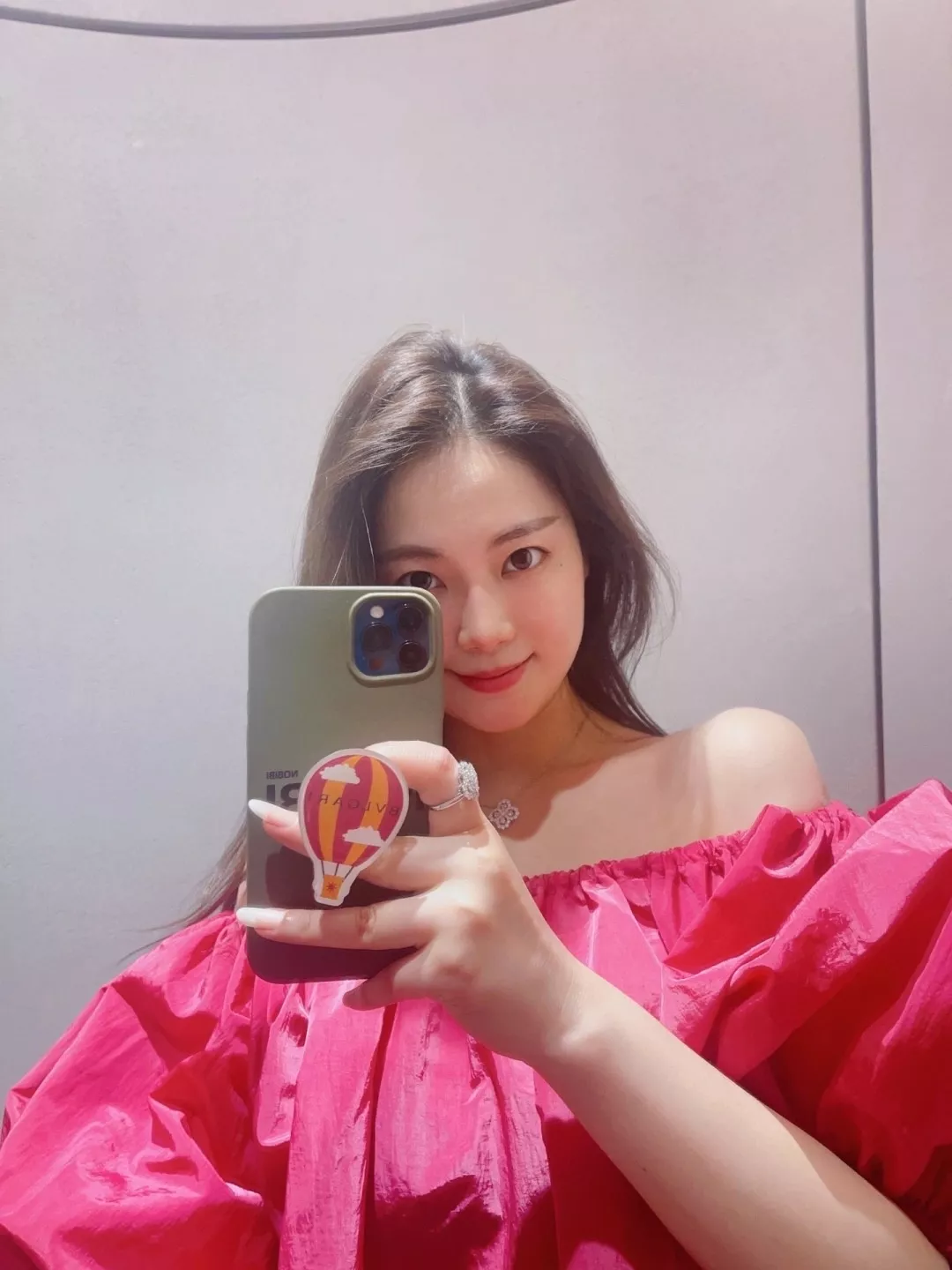 해리윈스턴 다이아몬드 루프 플라워 링 상세 이미지 9