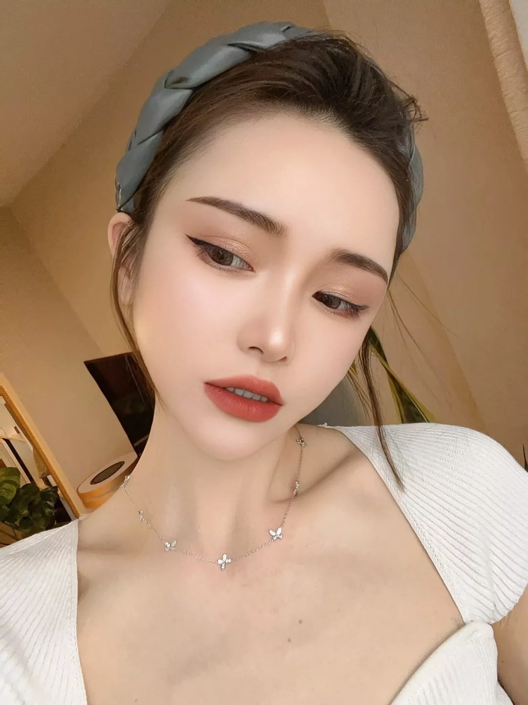 그라프 풀다이아 버터플라이 체인 목걸이 상세 이미지 15
