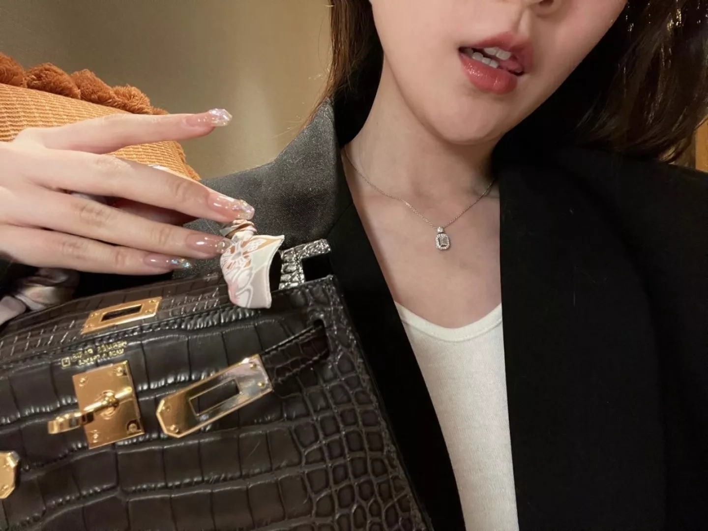 그라프 에메랄드 컷 펜던트 네크리스 상세 이미지 10