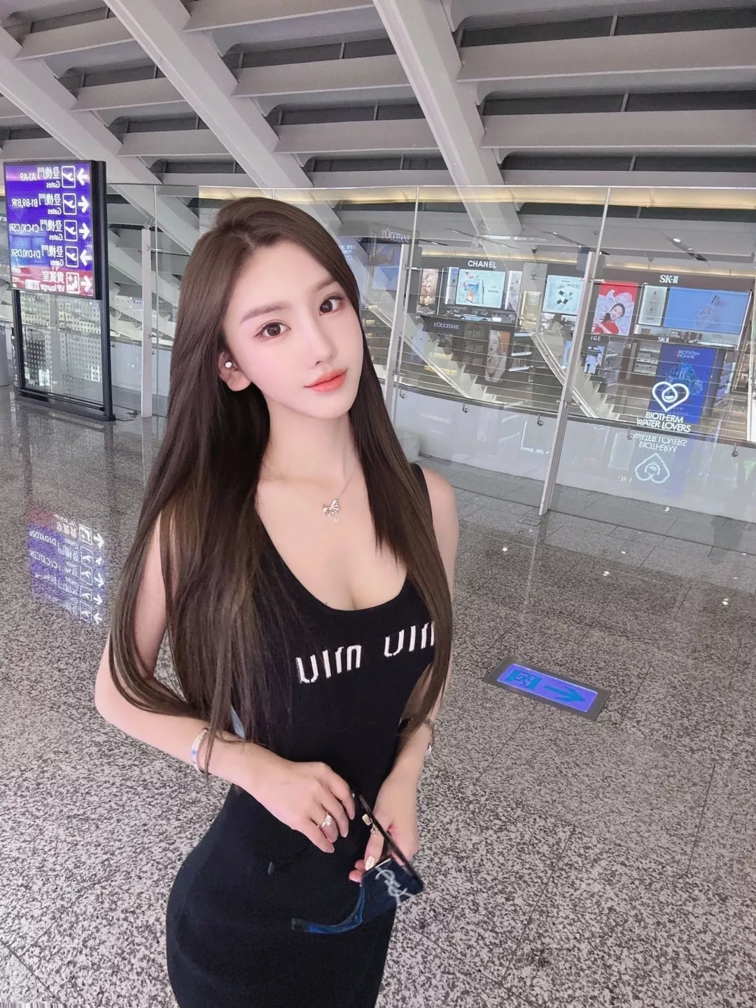 그라프 리본 모티브 다이아 펜던트 상세 이미지 18