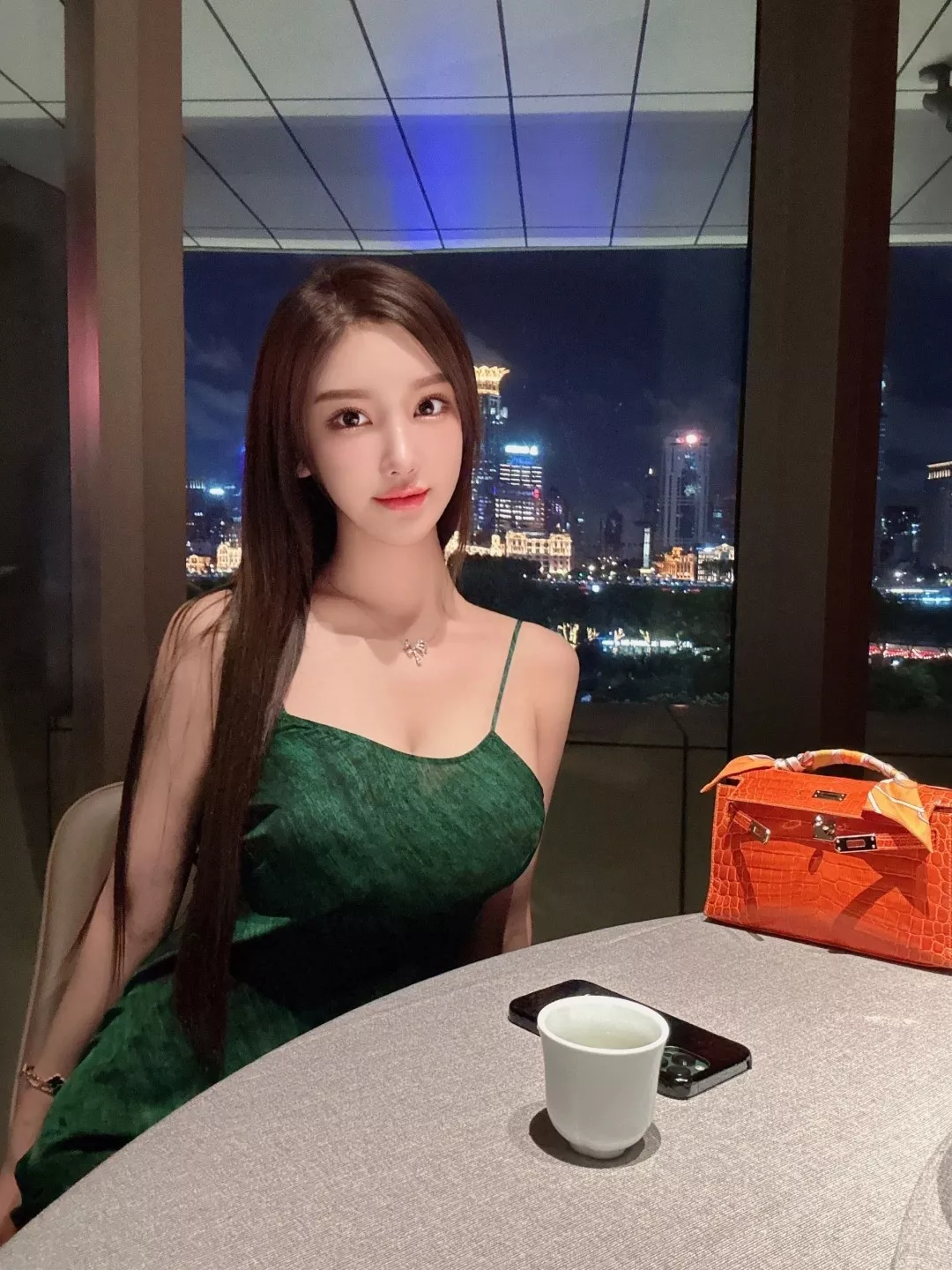 그라프 리본 모티브 다이아 펜던트 상세 이미지 19
