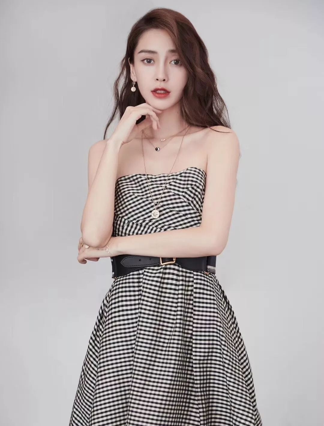디올 로즈셀레스트 양면 펜던트 목걸이 상세 이미지 18