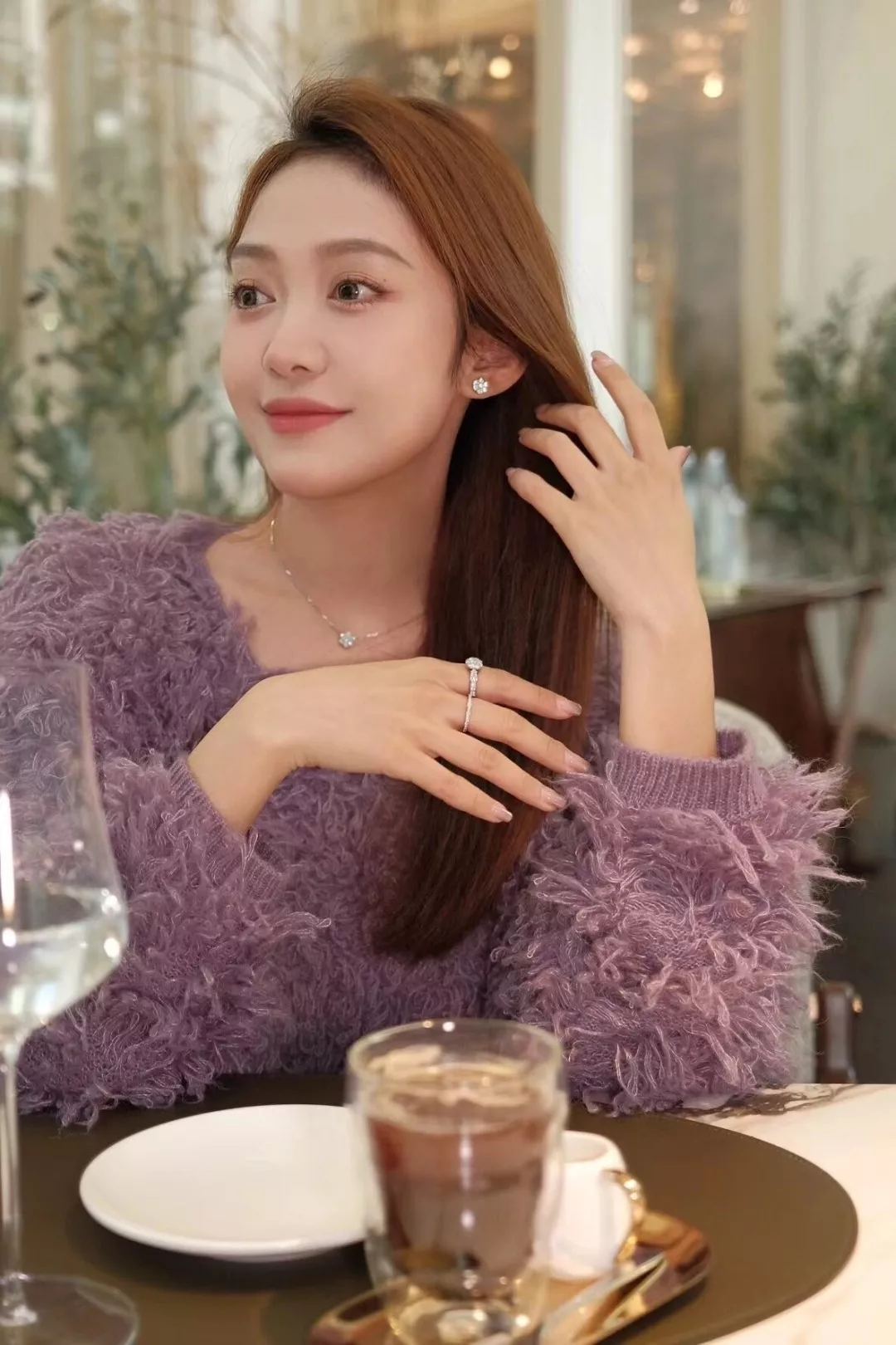 반클리프아펠 플뢰레뜨 플라워 링 상세 이미지 10
