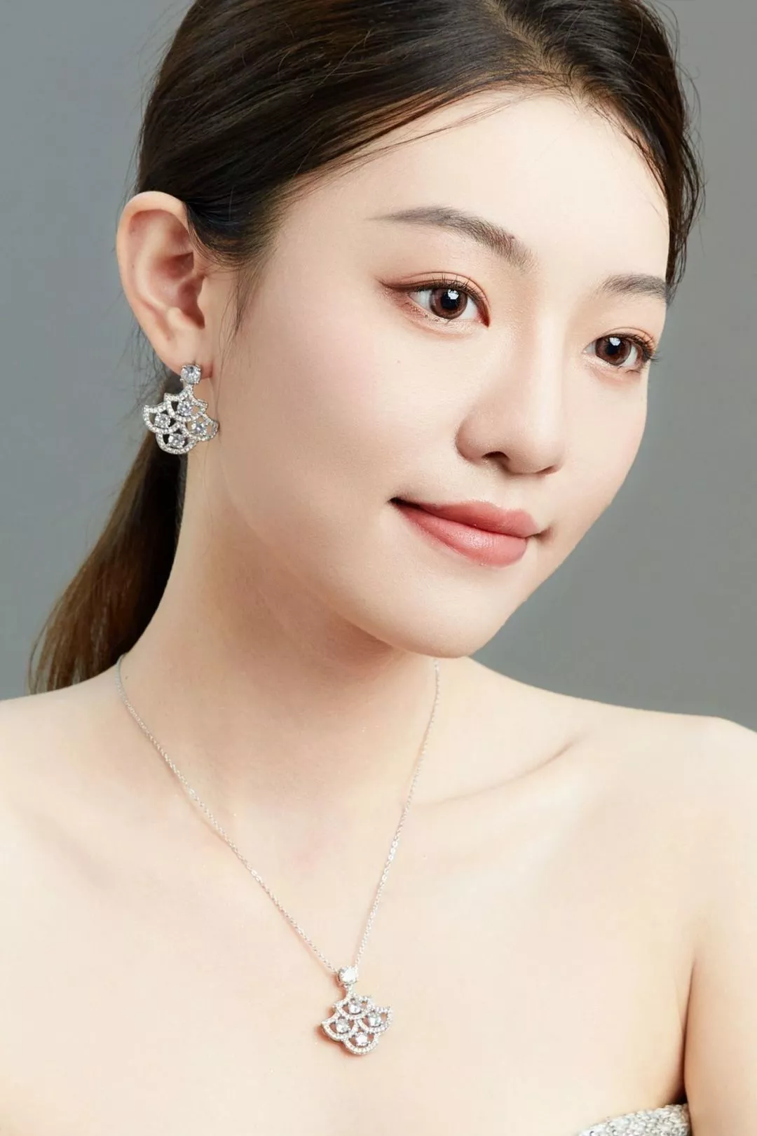 노브랜드 팬던트 장식 실버 목걸이 상세 이미지 31
