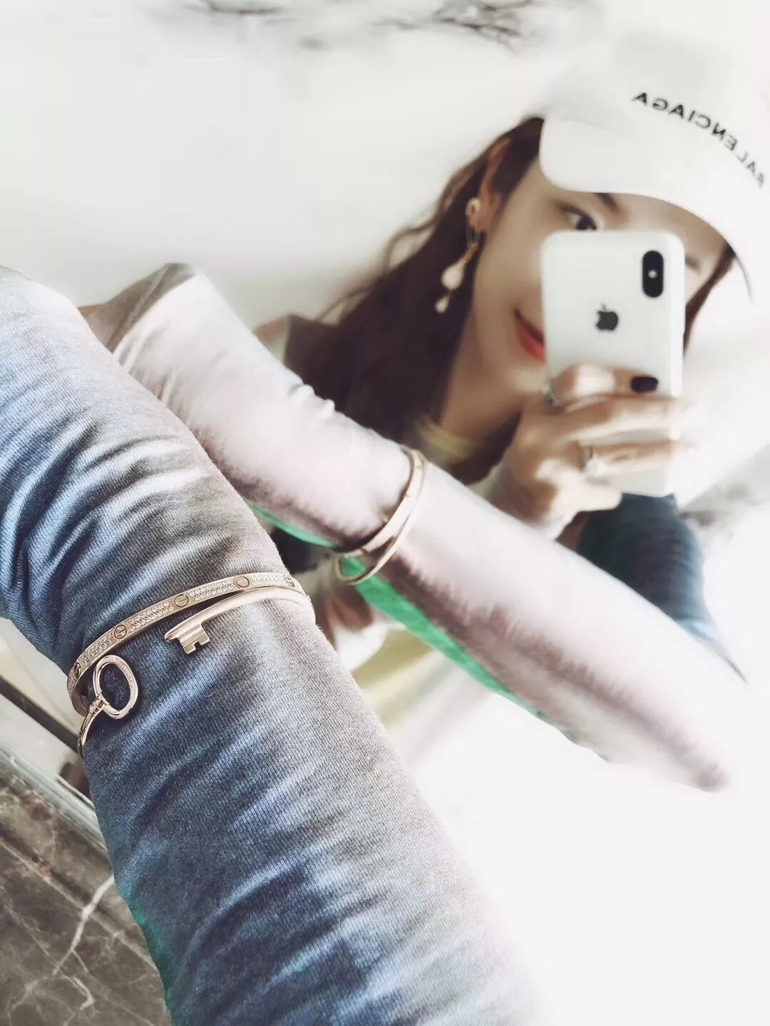 티파니앤코 키 모티브 뱅글 팔찌 상세 이미지 12