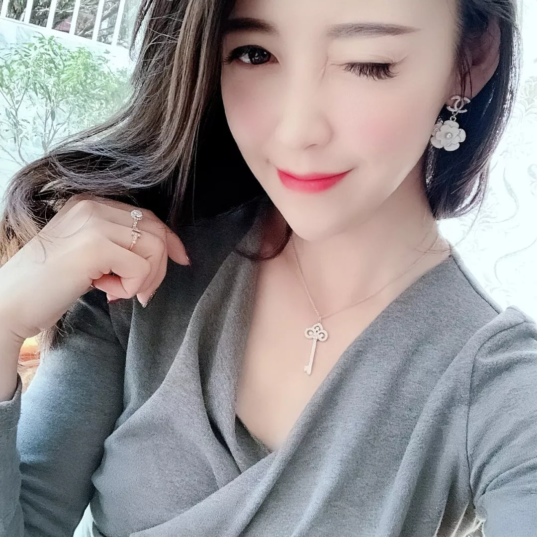 티파니앤코 플레르드리스 키 펜던트 목걸이 상세 이미지 10