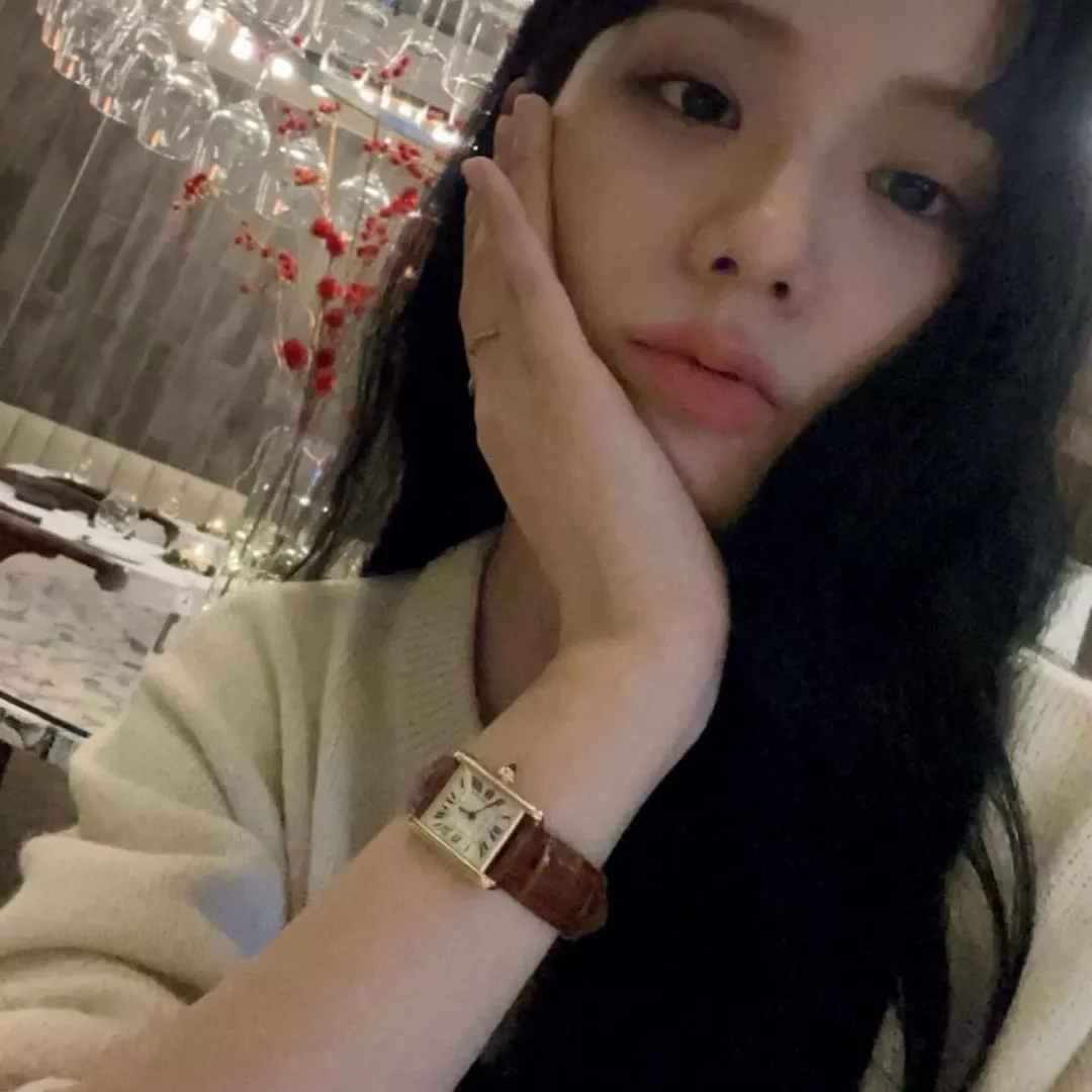 까르띠에 탱크 시리즈 가죽 스트랩 쿼츠 시계 상세 이미지 38