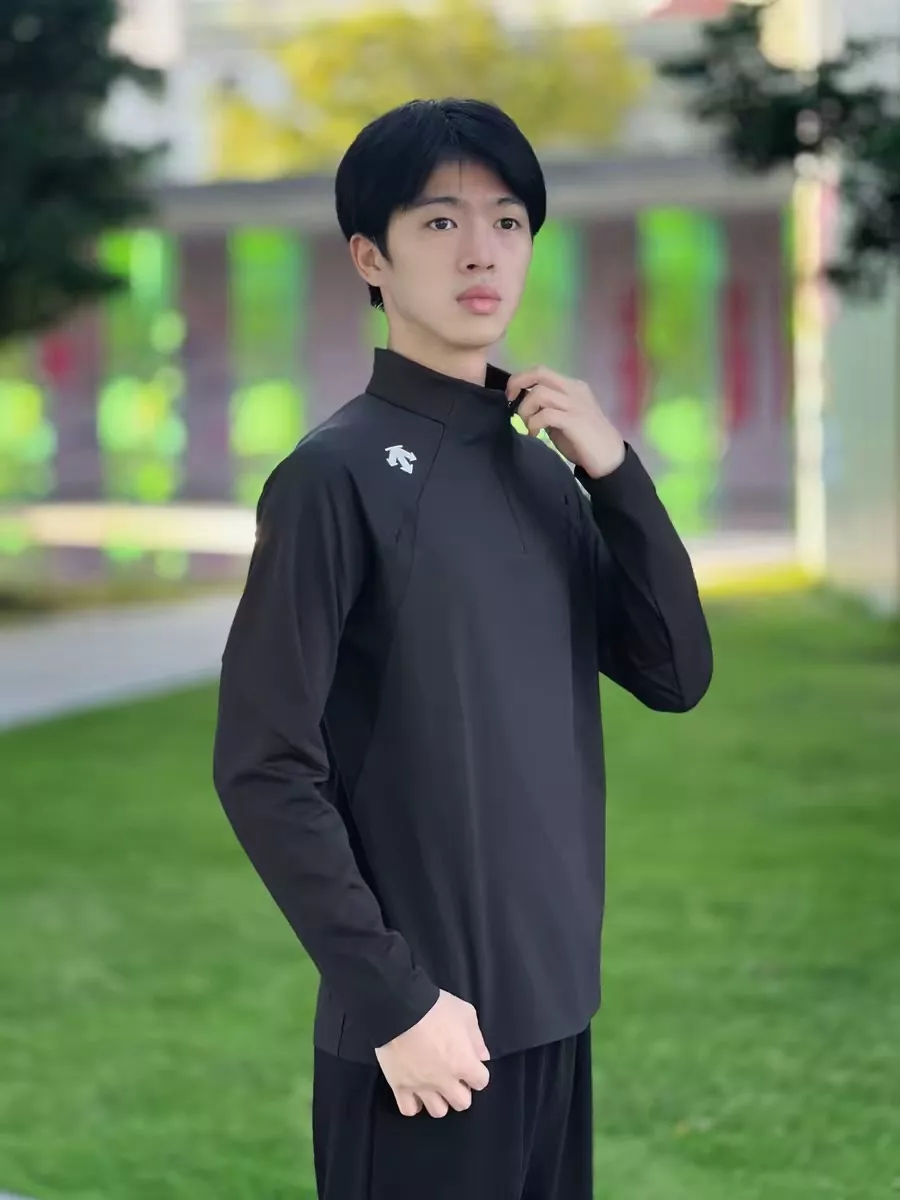 데상트 아웃도어 반집업 스탠드넥 상의 상세 이미지 26