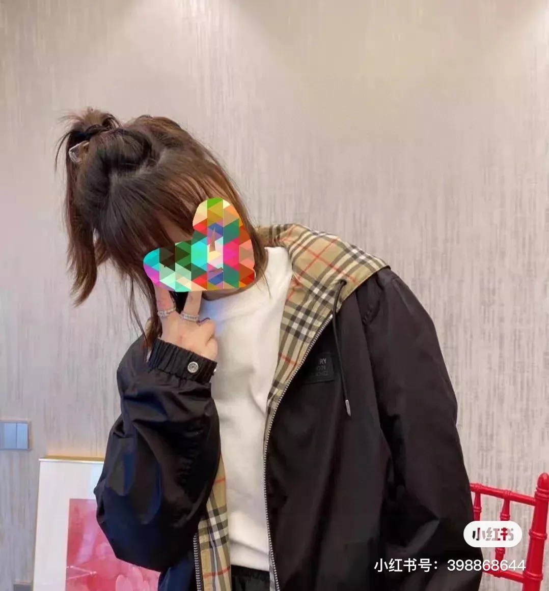 버버리 클래식 체크 양면 후드 재킷 상세 이미지 12