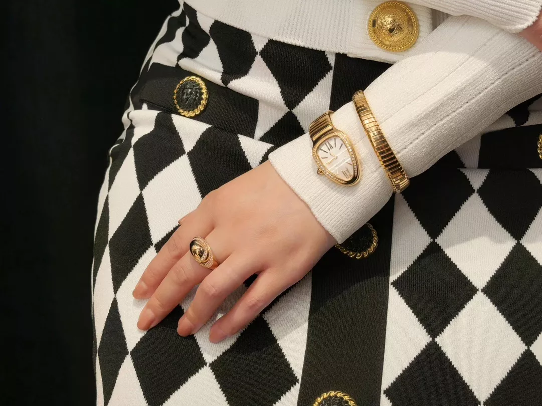 불가리 세르펜티 스파이럴 메탈 워치 상세 이미지 22