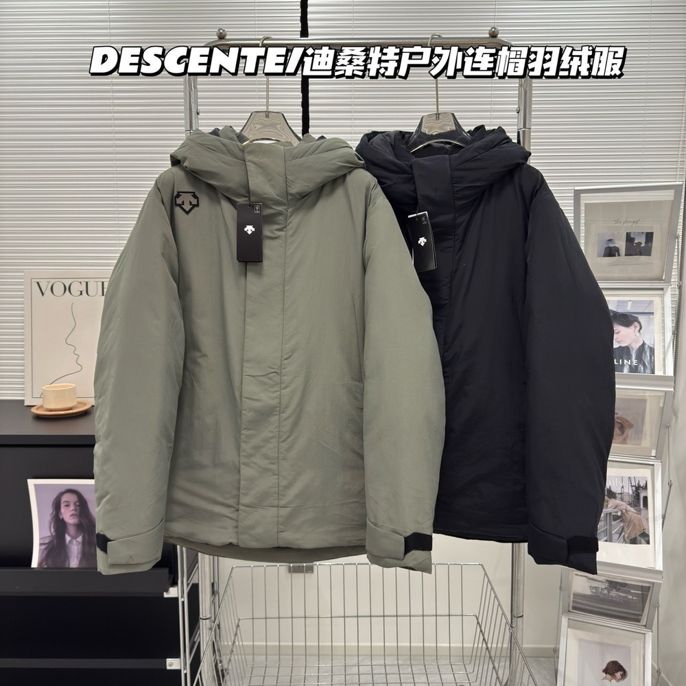 데상트 후드 다운 재킷