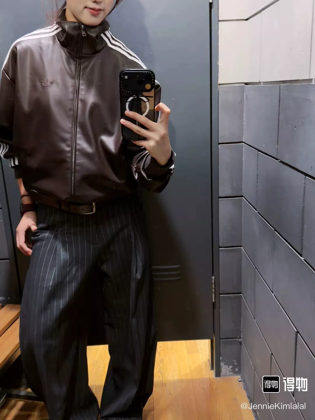 아디다스 삼선 포인트 레더 트랙 재킷 상세 이미지 1
