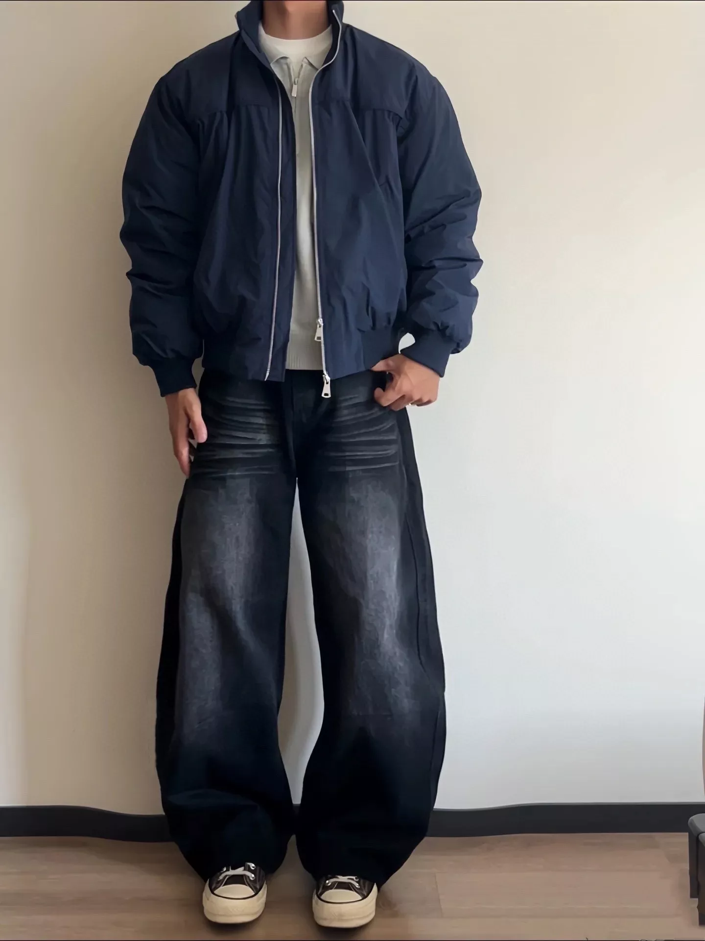 발렌시아가 빈티지 워시 절개 커브드 데님 팬츠 상세 이미지 22