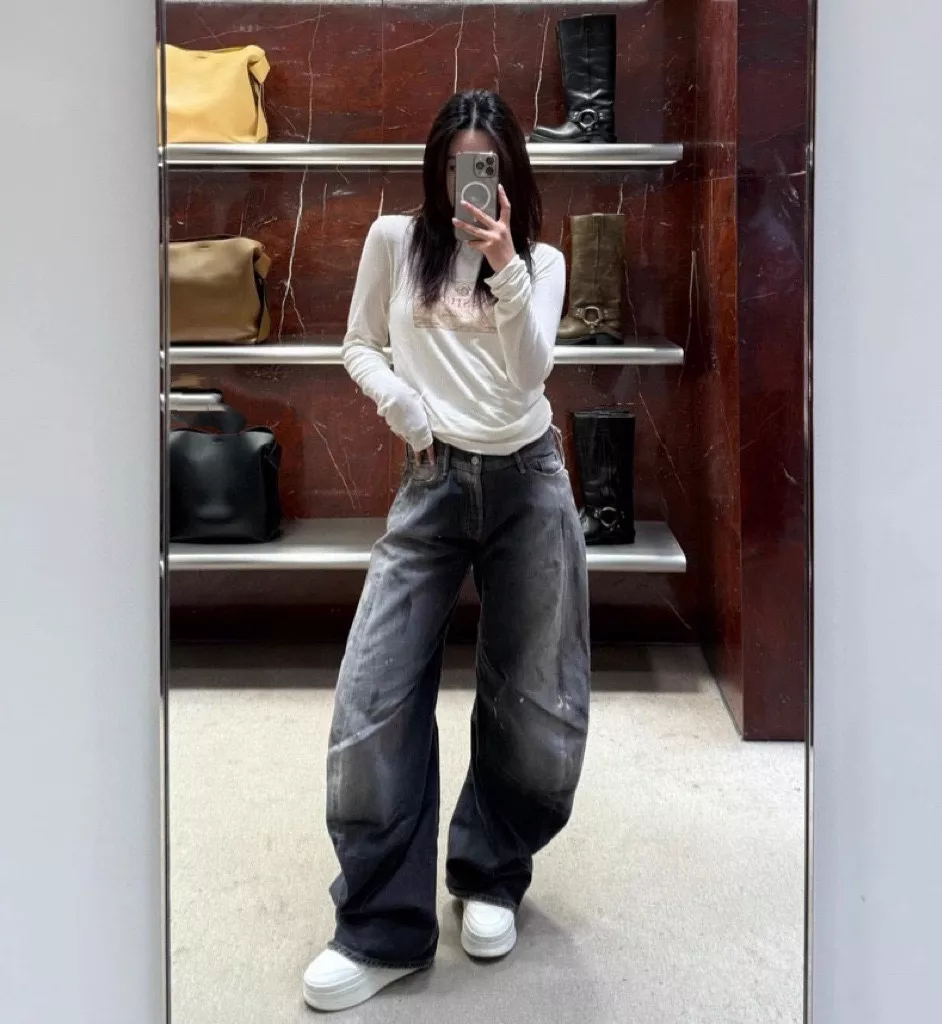 노브랜드 핸드 페인팅 워싱 배기 데님 팬츠 상세 이미지 20