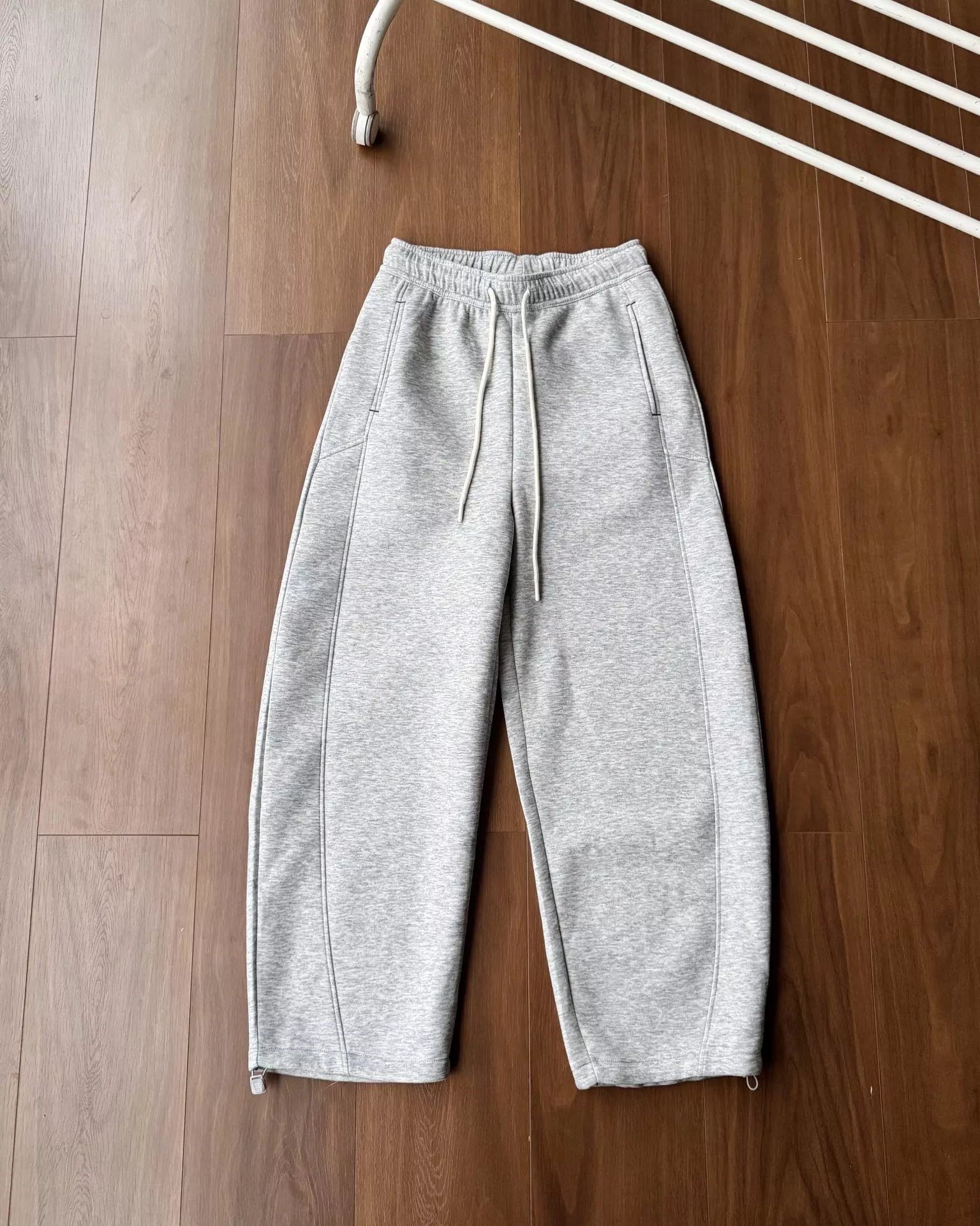 살로몬 커브 절개 조거 팬츠 상세 이미지 5