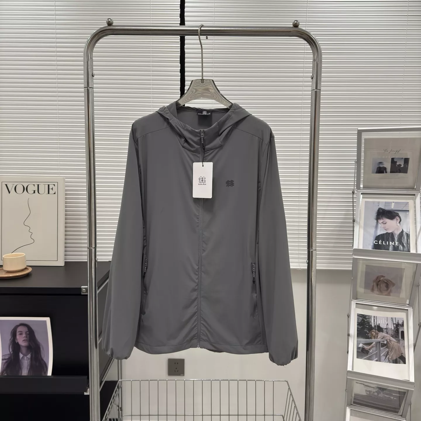 코오롱스포츠 경량 후드 자외선 차단 재킷 상세 이미지 2