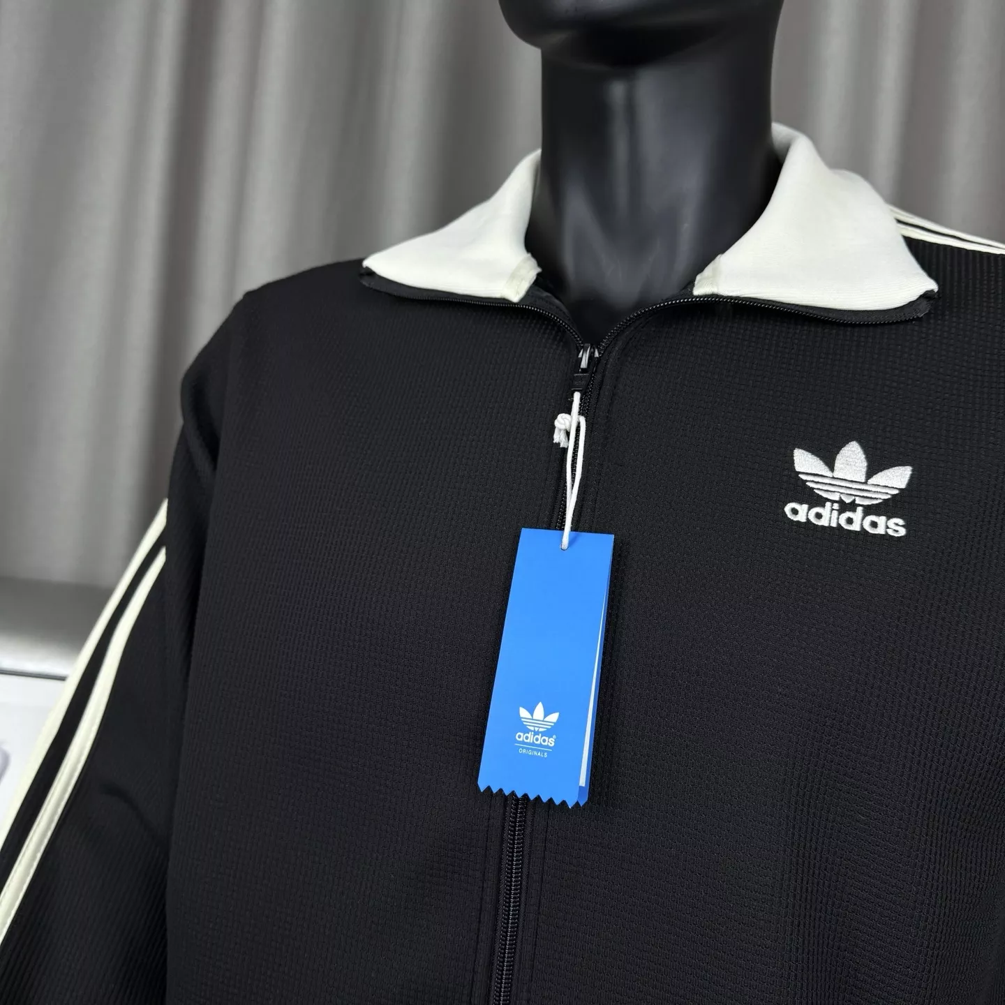 아디다스 삼선 와플 집업 재킷 상세 이미지 14