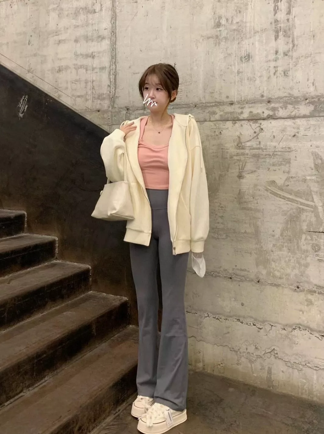 룰루레몬 여성 하이웨이스트 요가 부츠컷 팬츠 상세 이미지 8