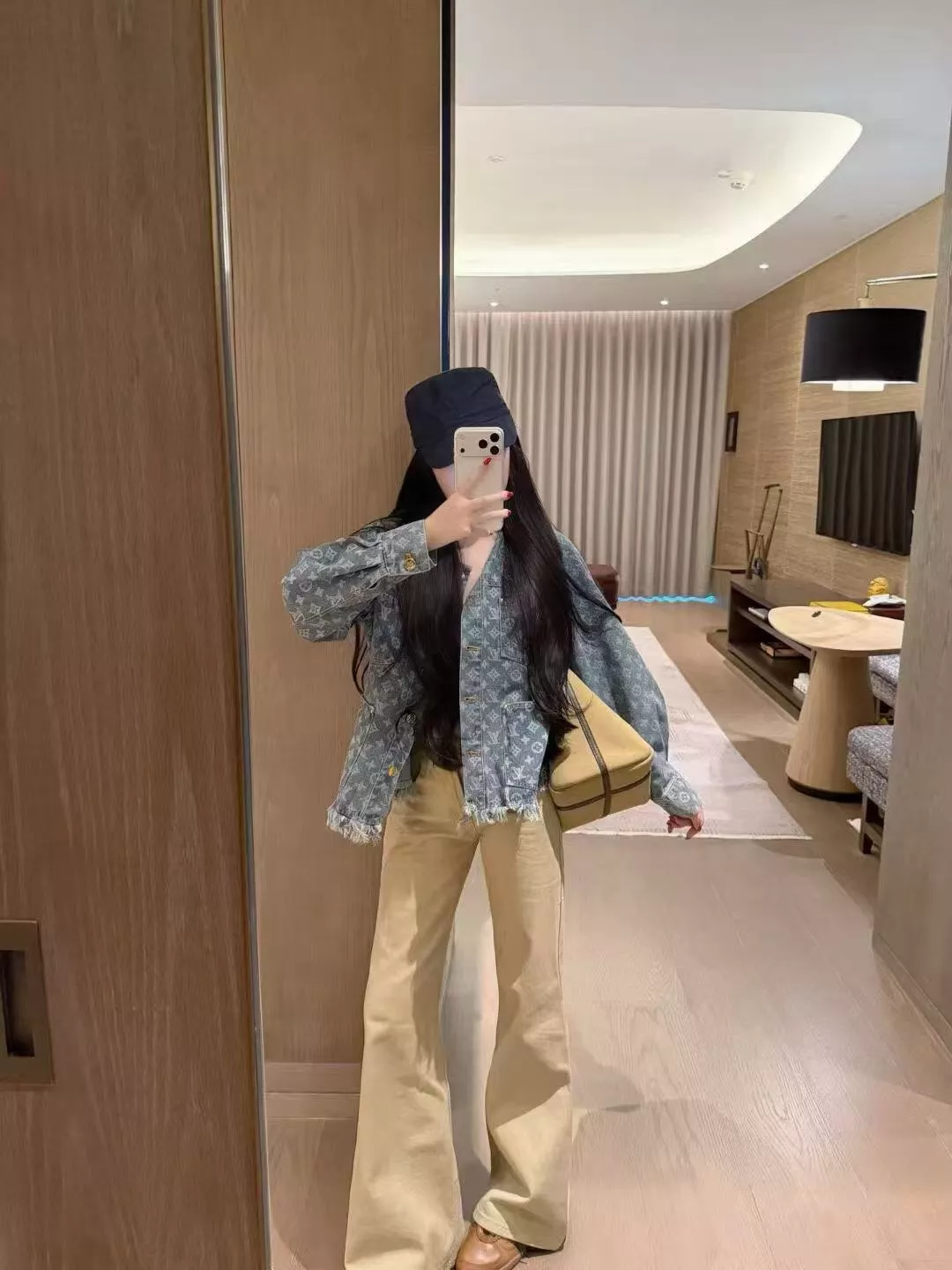 루이비통 로고 자카드 프린지 데님 재킷 상세 이미지 11