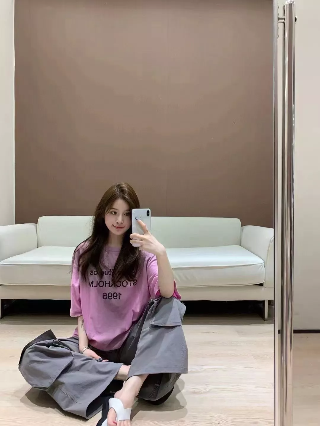 아크네스튜디오 빈티지 로고 프린트 반소매 티셔츠 상세 이미지 18
