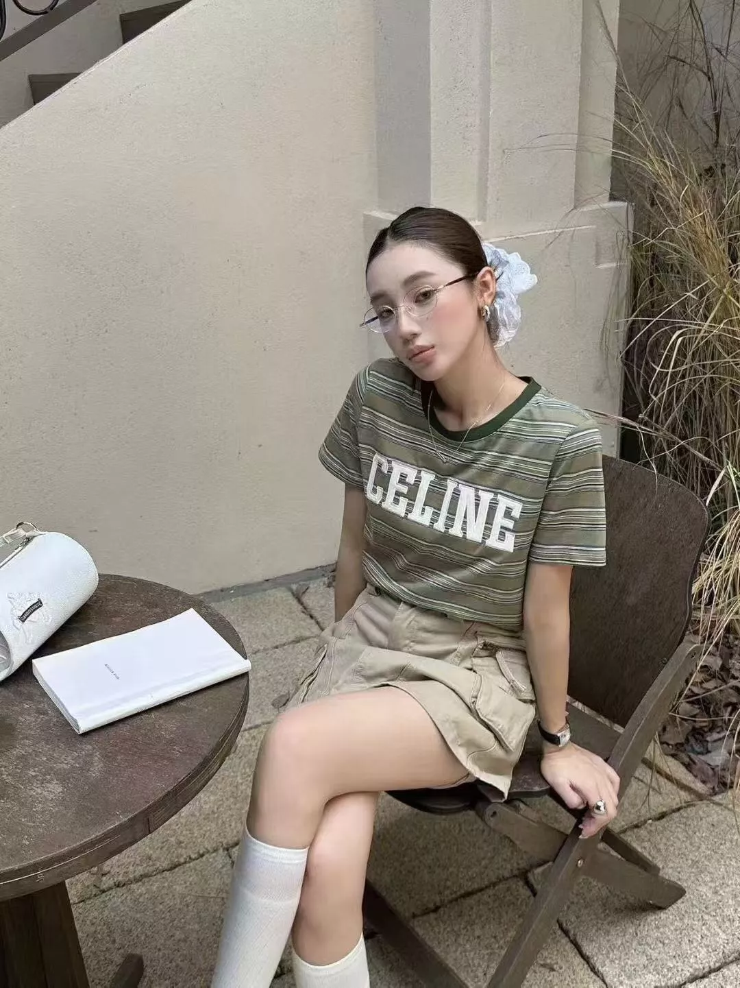 셀린느 로고 자수 스트라이프 반소매 티셔츠 상세 이미지 23