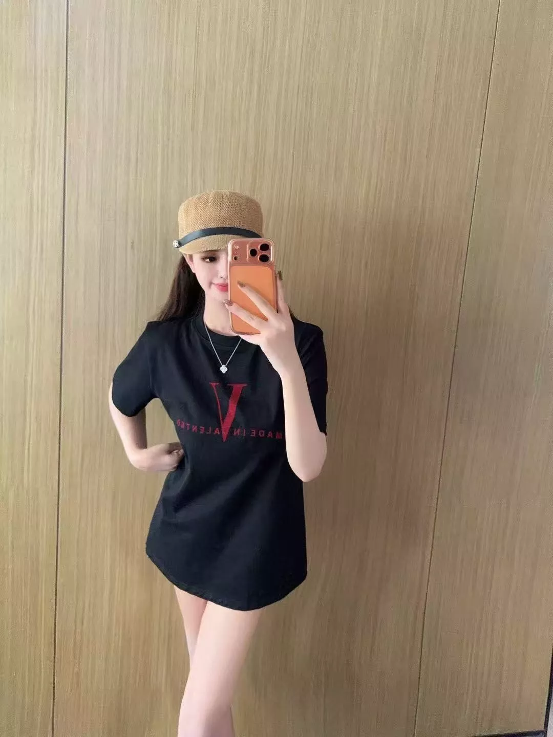 발렌티노 브이 레터링 코튼 반소매 티셔츠 상세 이미지 20
