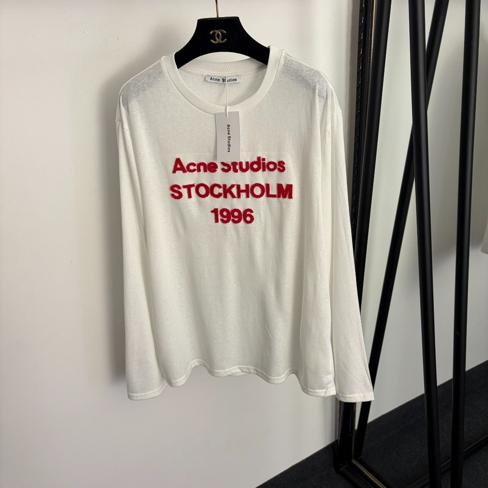 아크네스튜디오 자수 로고 코튼 긴소매 티셔츠