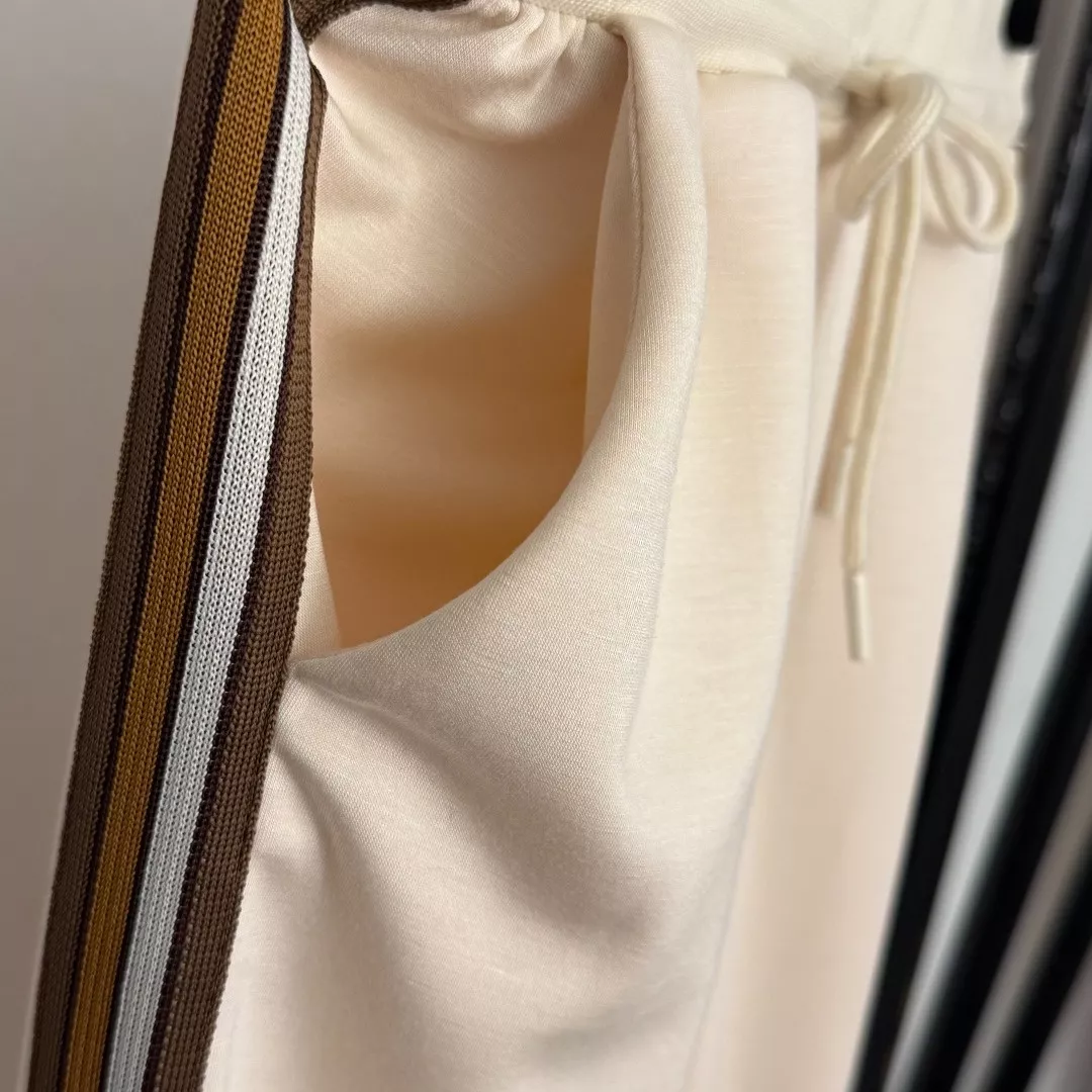 로로피아나 스탠드카라 반소매 집업 세트 상세 이미지 6