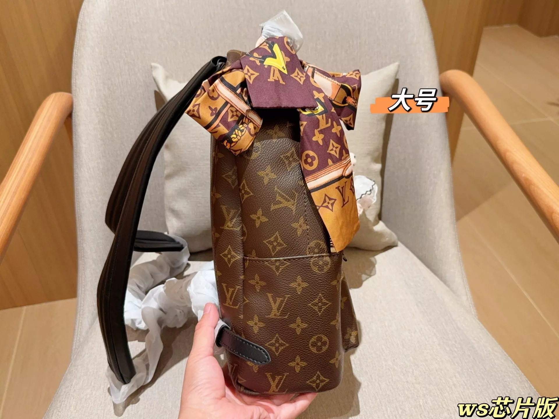 루이비통 팜스프링스 모노그램 백팩 상세 이미지 5