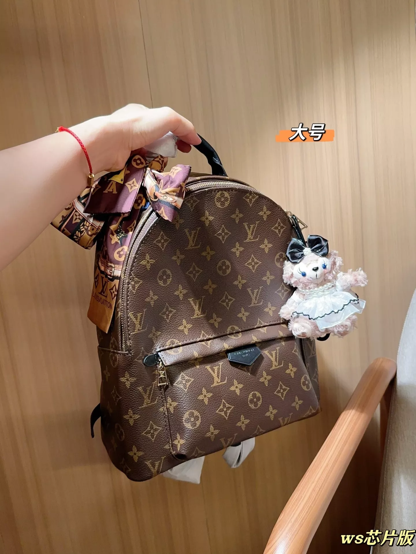 루이비통 팜스프링스 모노그램 백팩 상세 이미지 3
