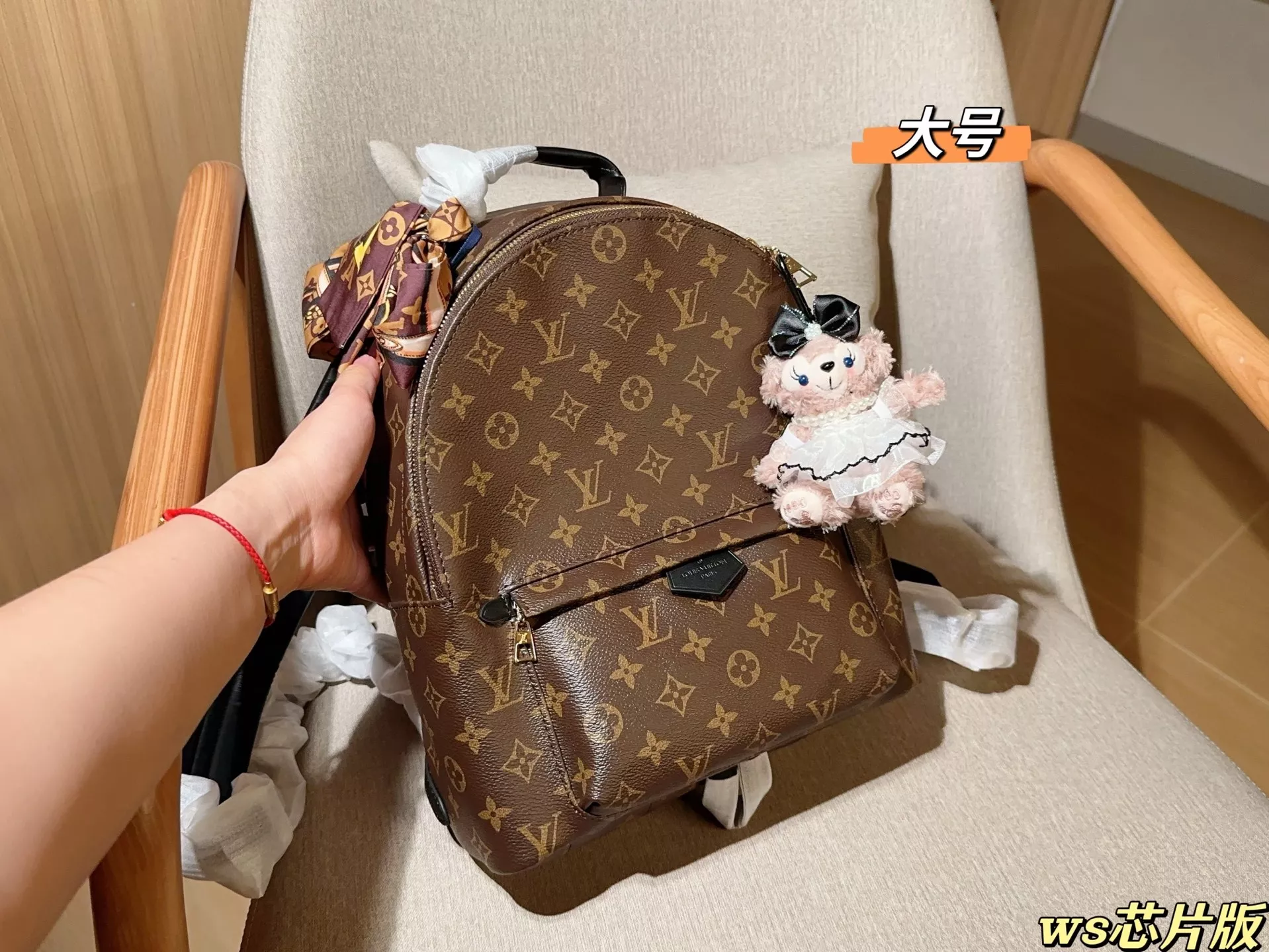 루이비통 팜스프링스 모노그램 백팩 상세 이미지 2
