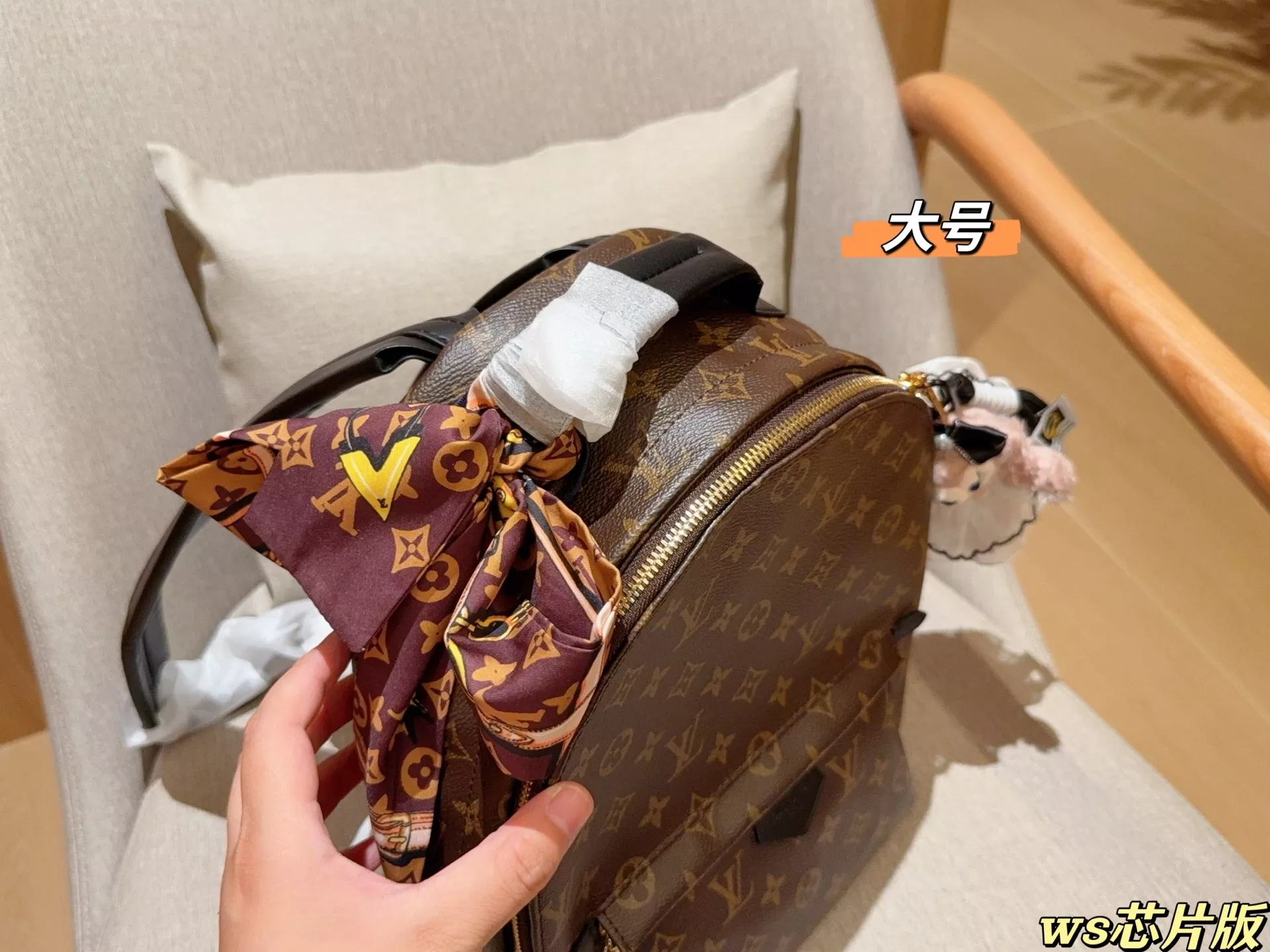 루이비통 팜스프링스 모노그램 백팩 상세 이미지 7