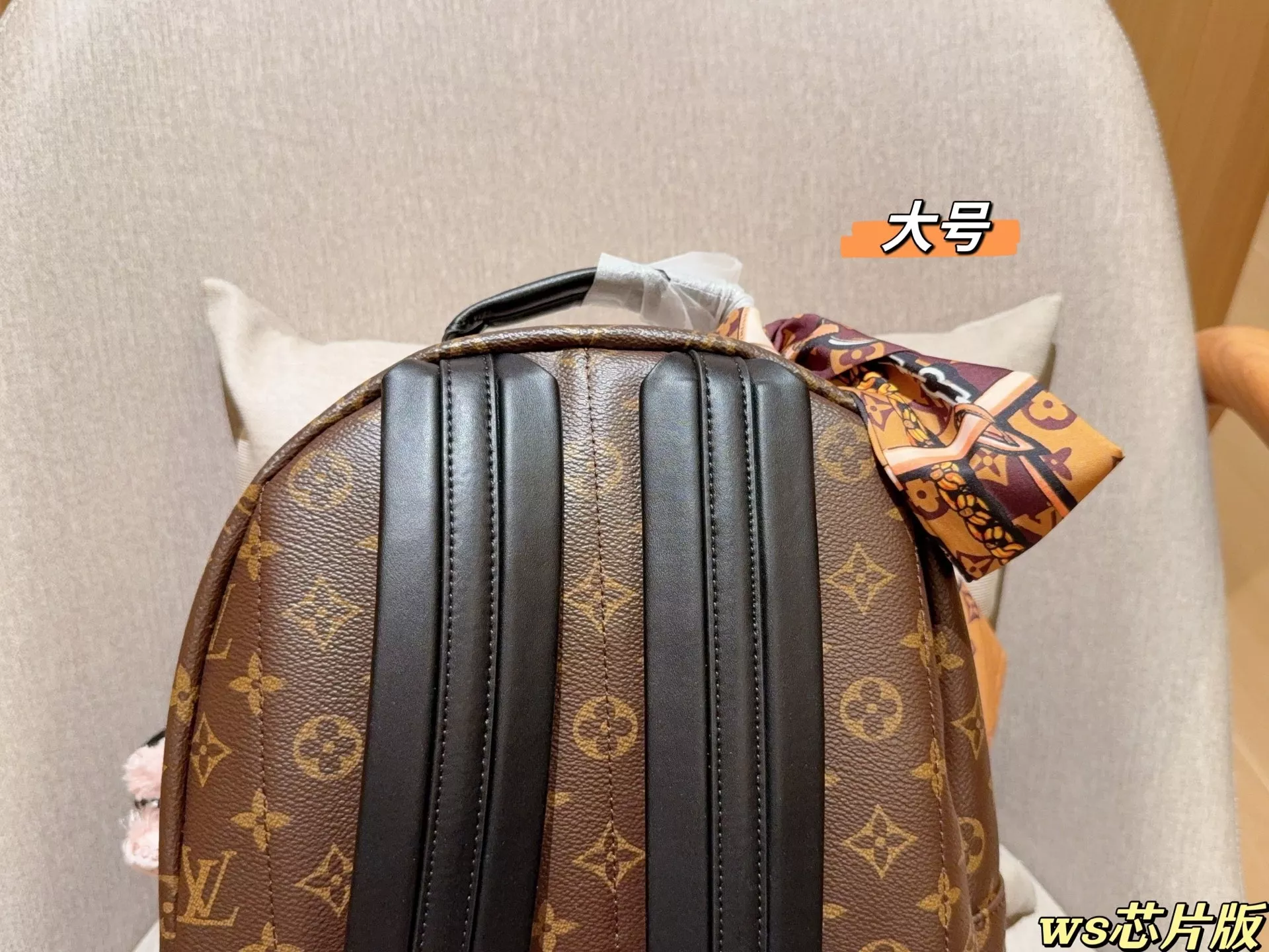루이비통 팜스프링스 모노그램 백팩 상세 이미지 8