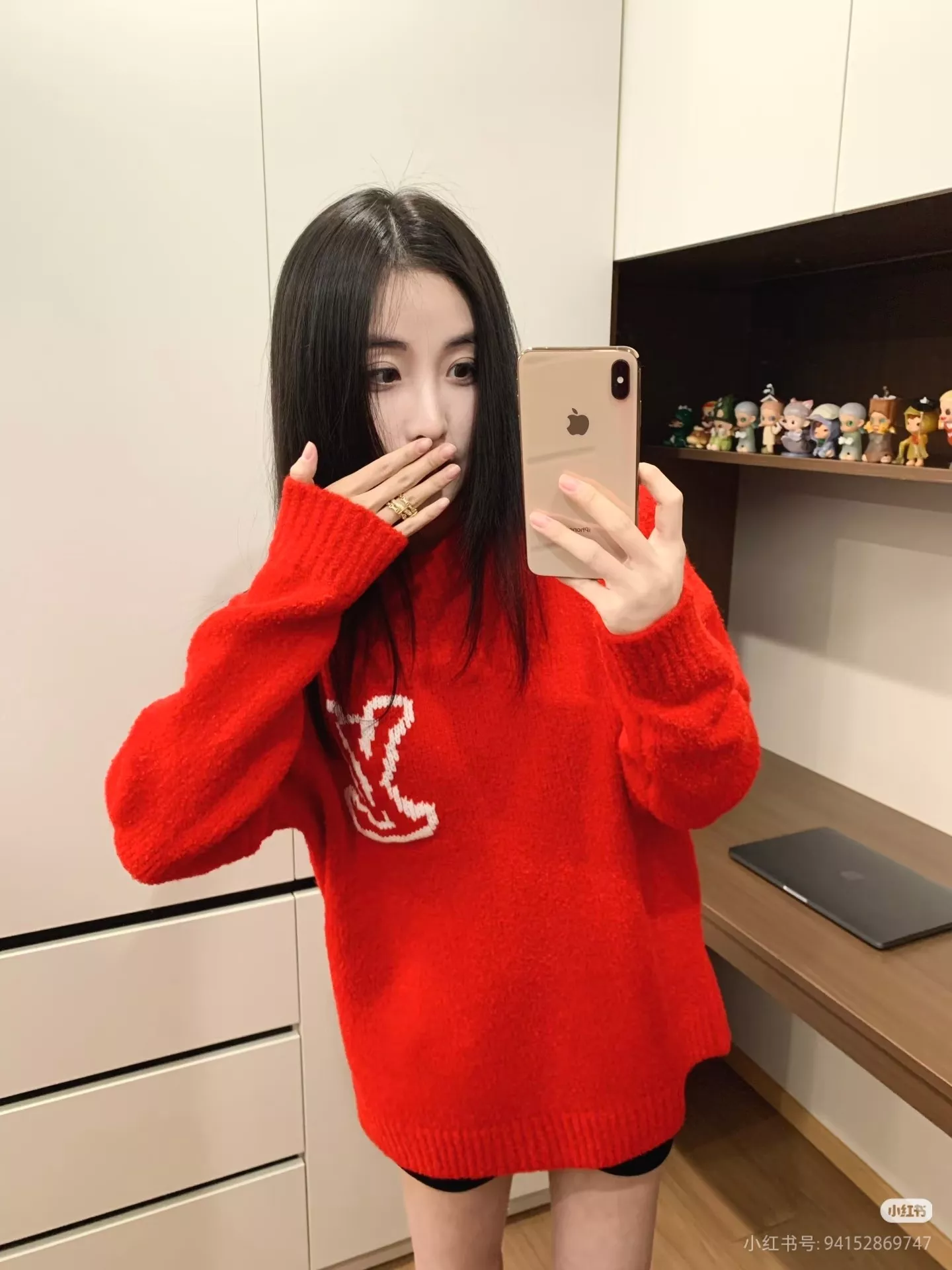 루이비통 클래식 빅로고 라운드 니트 상세 이미지 8