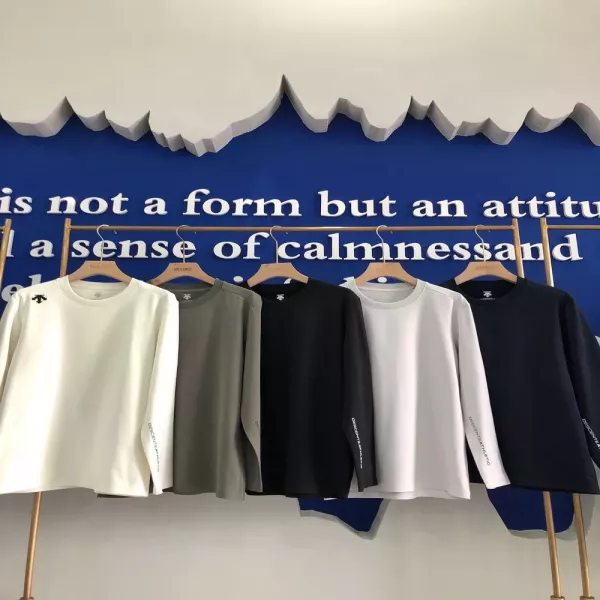 데상트 기모 베이스레이어 긴소매 티셔츠