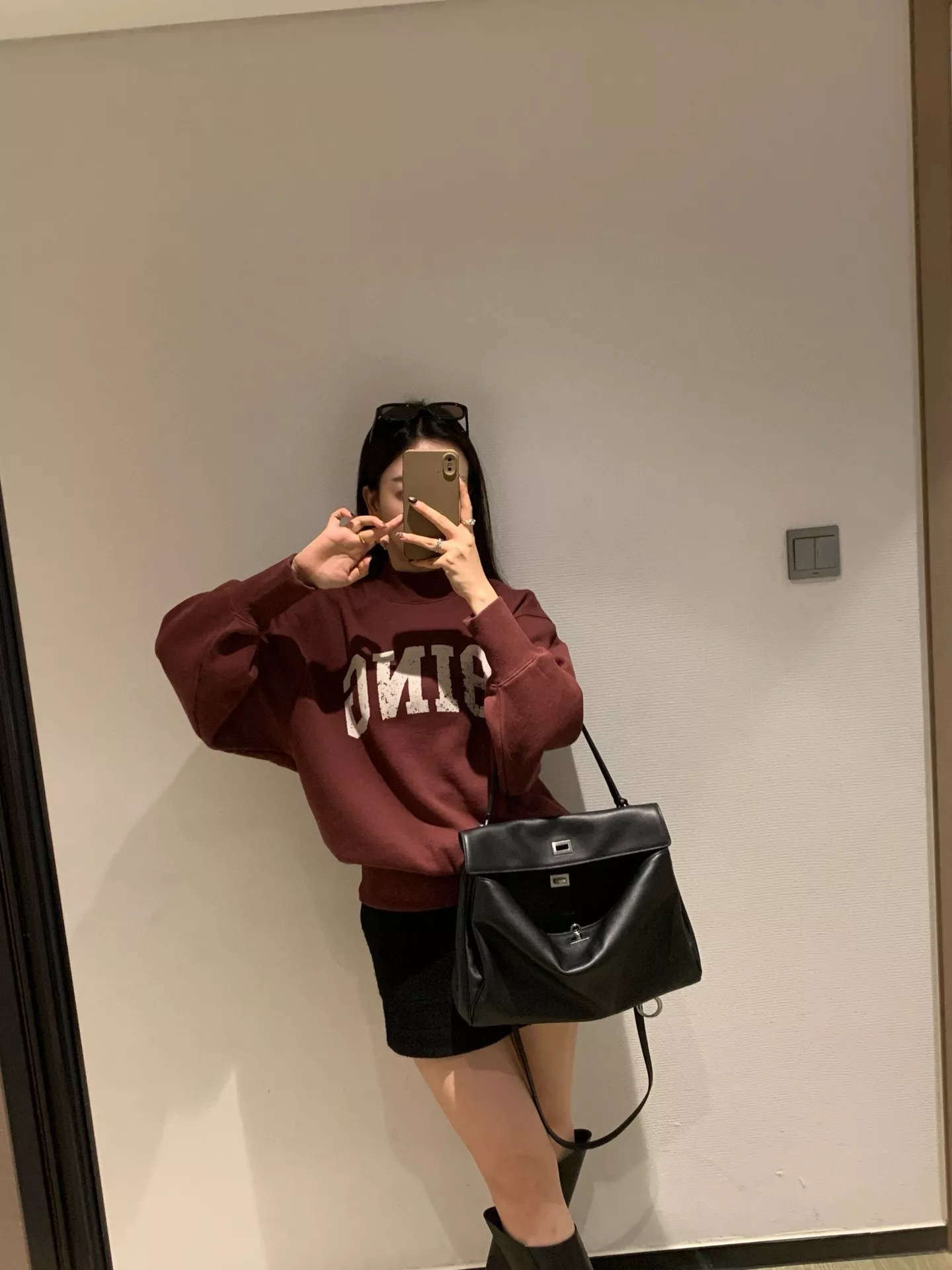 애니빙 빈티지 레터링 기모 맨투맨 상세 이미지 19