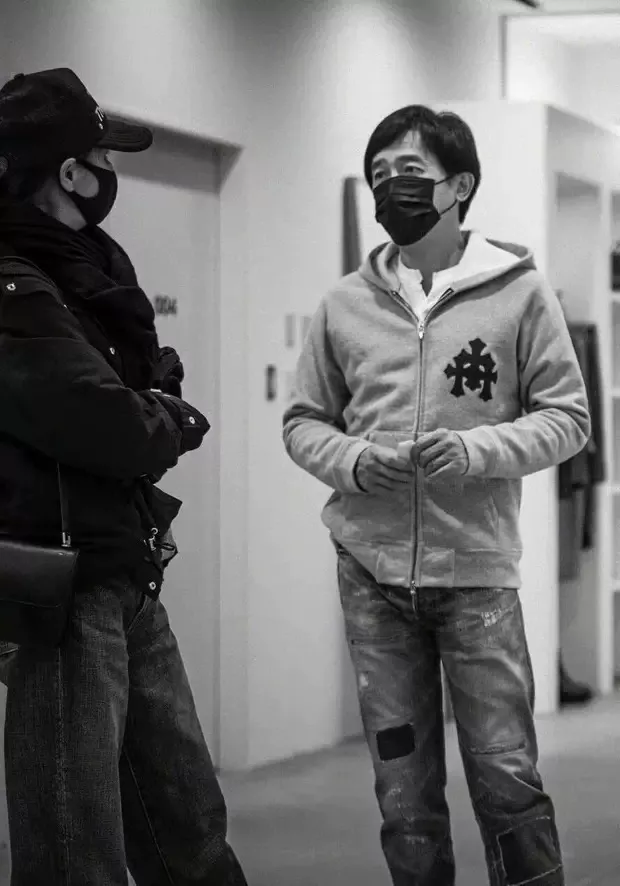 크롬하츠 십자가 패치 집업 아우터 상세 이미지 11