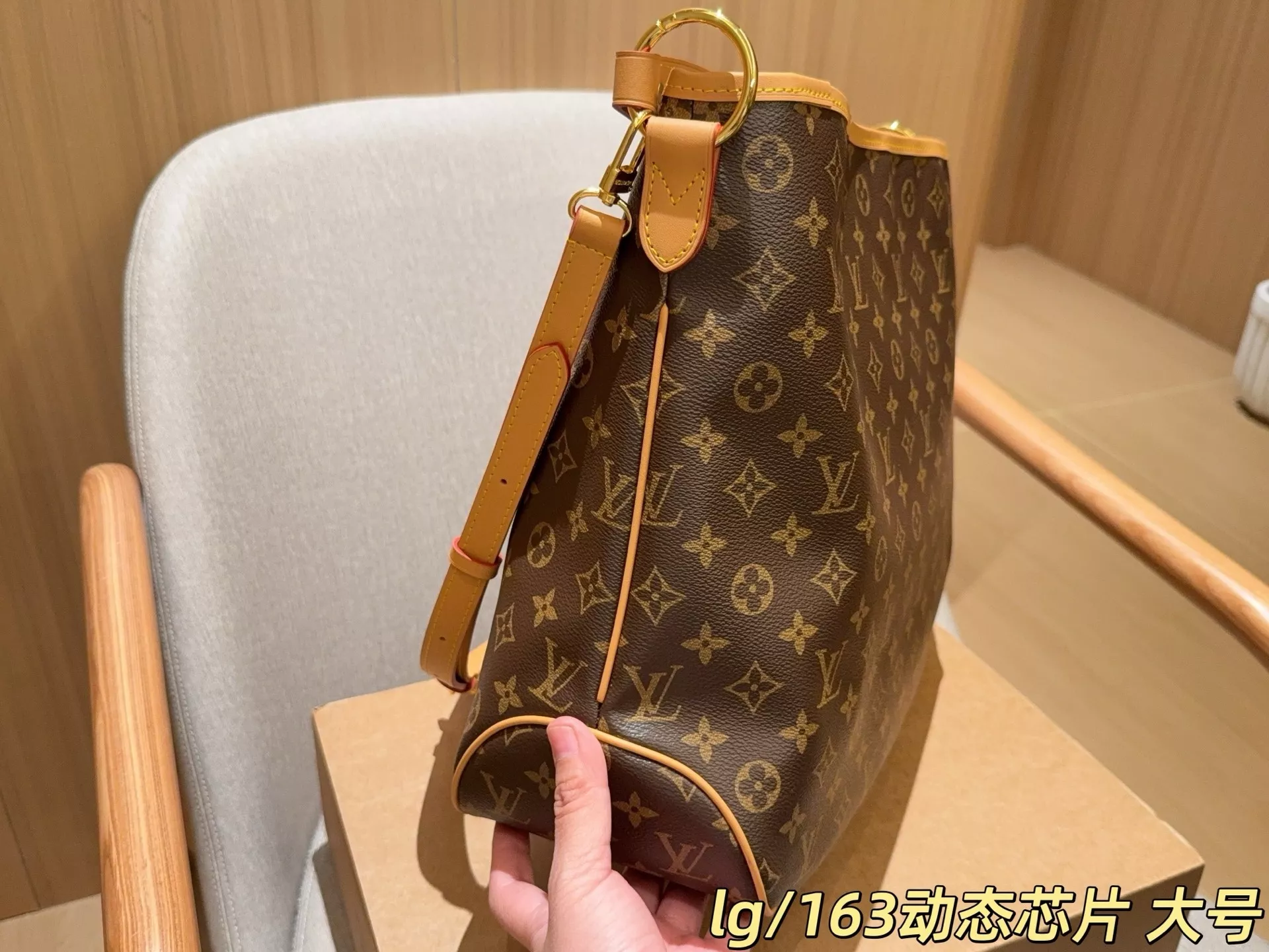 루이비통 빈티지 모노그램 숄더 쇼핑백 상세 이미지 5